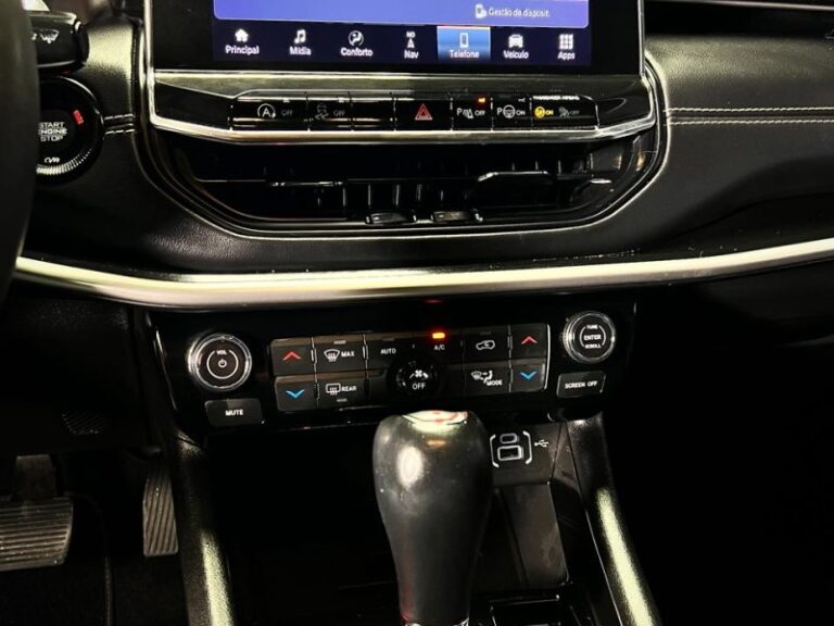 Foto Veículo ID 3909 - 7